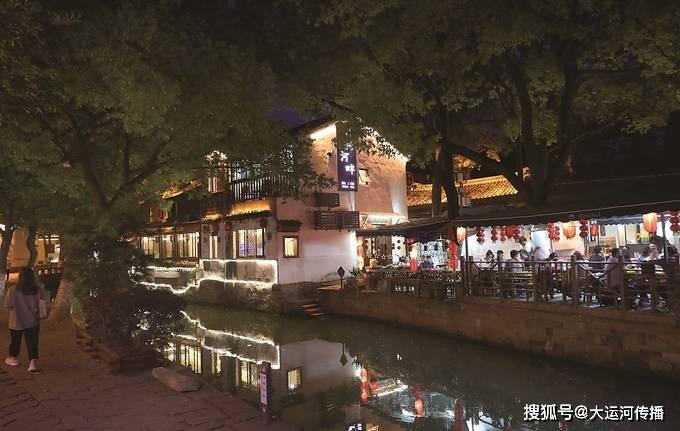 总统被刺杀 安保队居然只有一人在岗!还翘班喝花酒